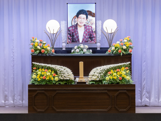 花祭壇プラン LF05+(会場・控室)